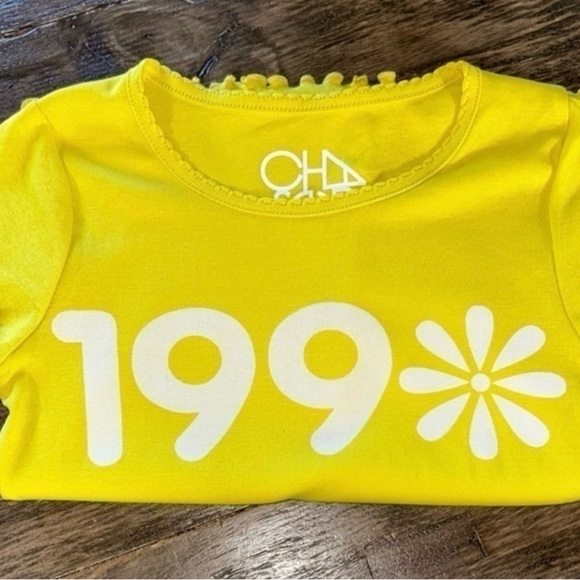 90s Daisy Baby Rib Tee in Daisy & White
By CHASER Size XS EUC - Picture 3 of 10